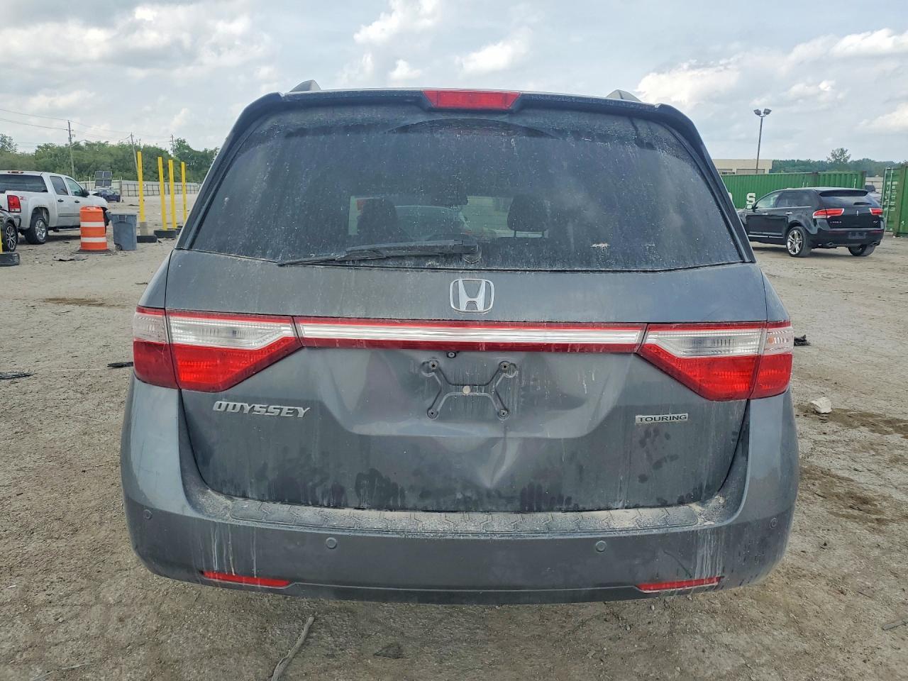 2013 Honda Odyssey Touring - Фото 6