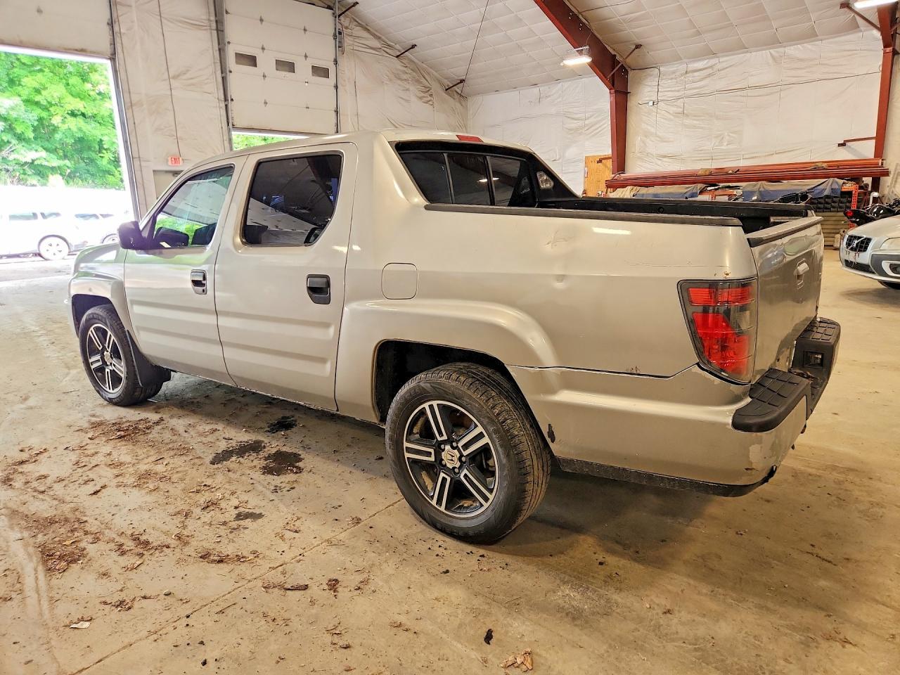 2014 Honda Ridgeline - Фото 2