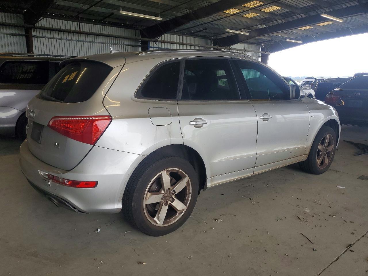 2011 Audi Q5 Premium Plus - Фото 3