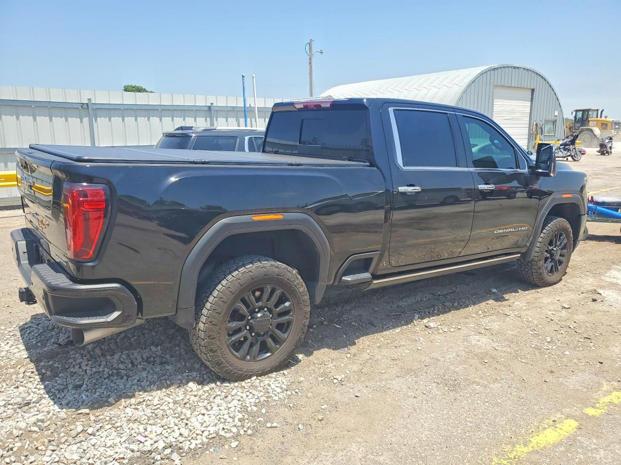 2023 GMC Sierra K2500 Denali - Image 3