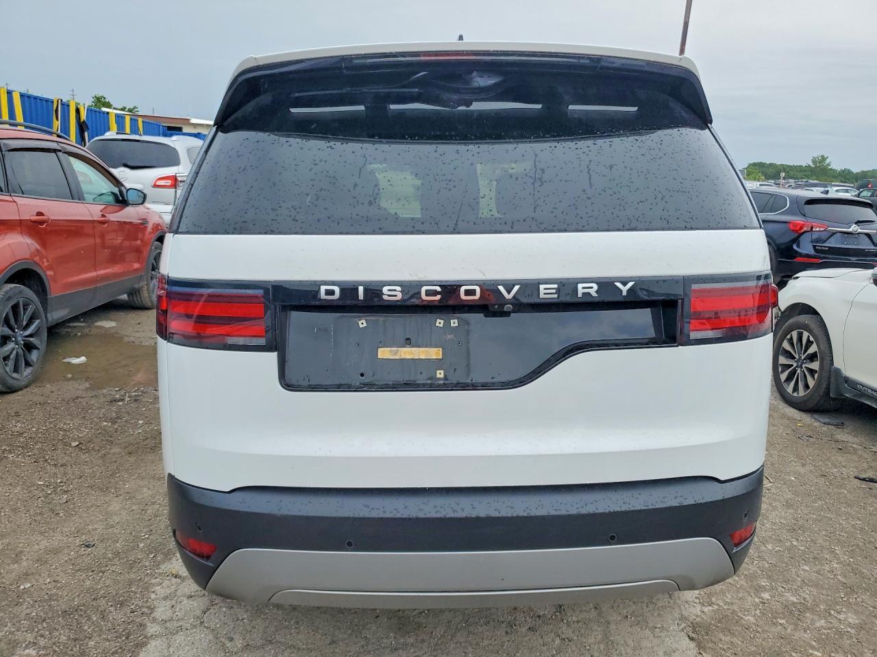 2024 Land Rover Discovery S - Image 6