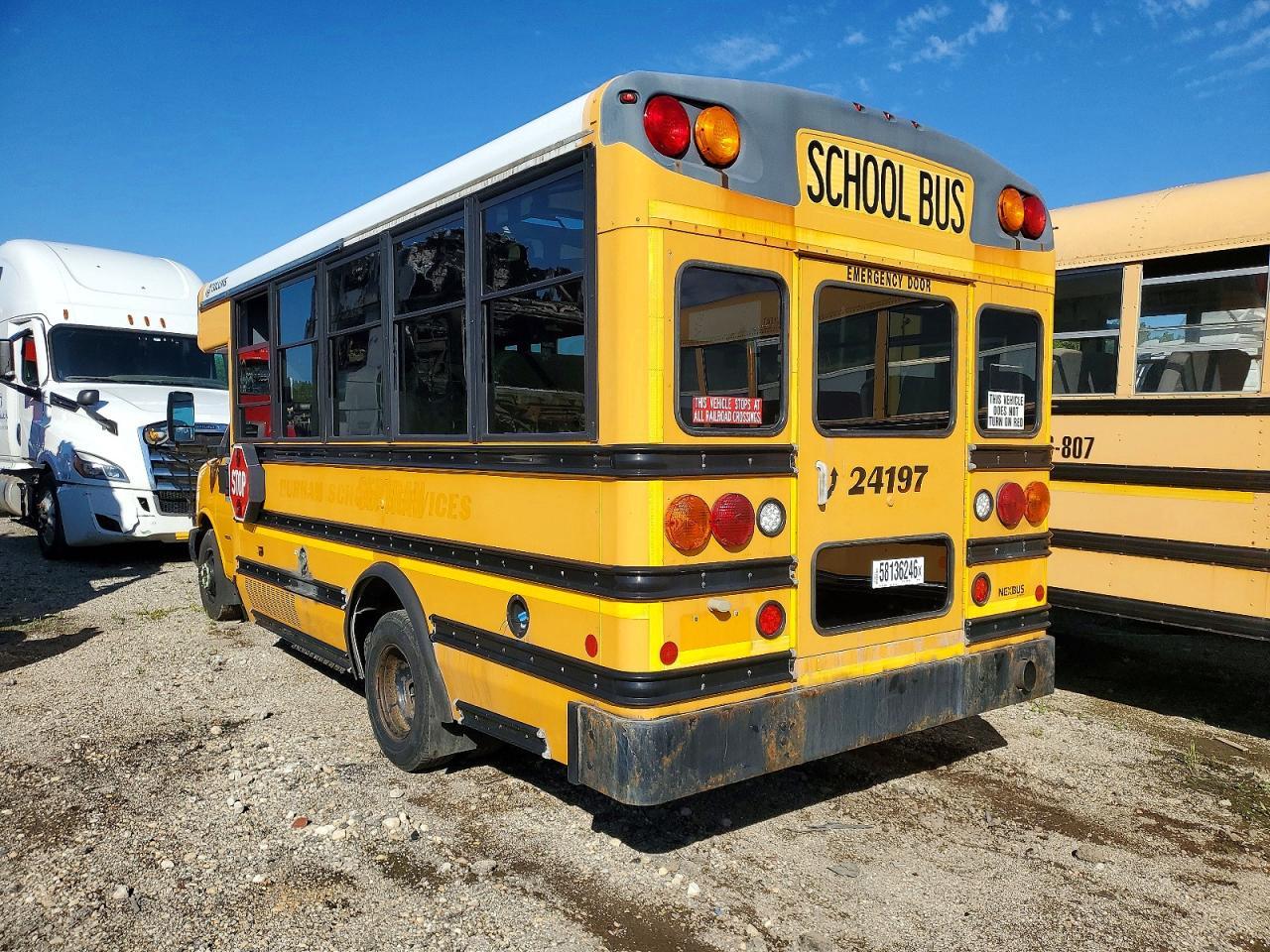 2012 Chevrolet Express G3 - School Bus - Фото 3