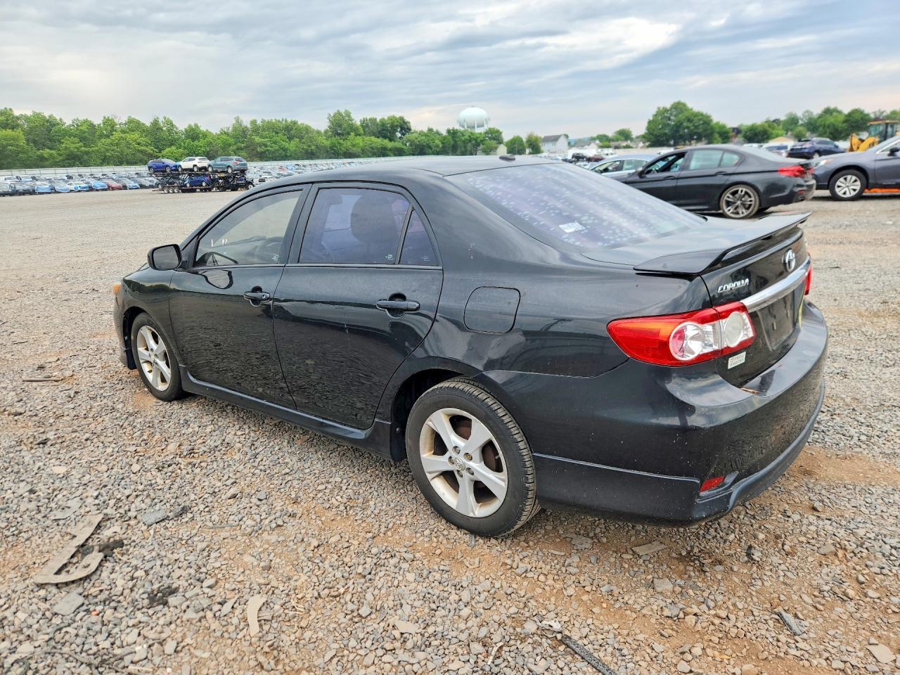 2011 Toyota Corolla S - Фото 2