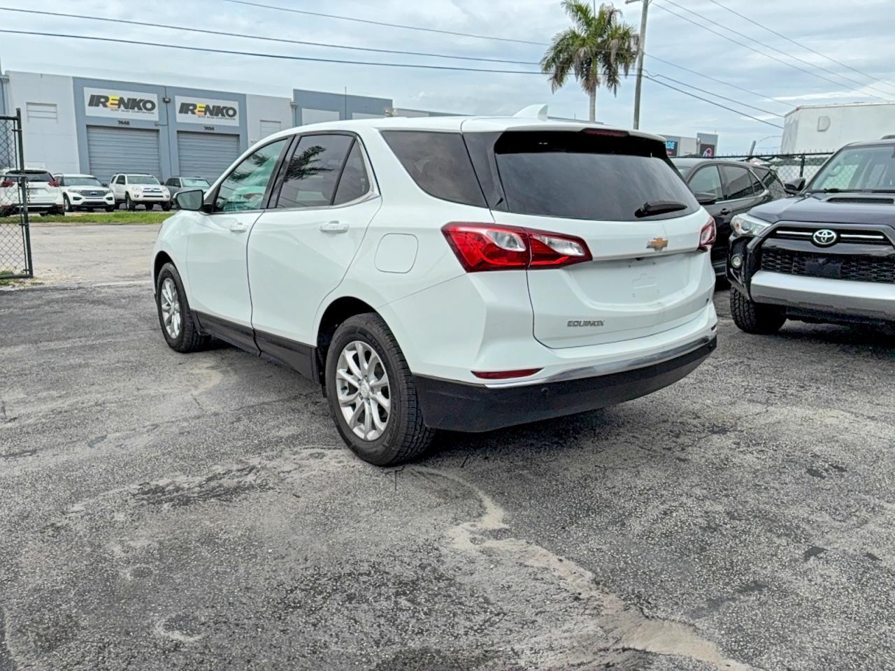 2018 Chevrolet Equinox Lt - Image 3