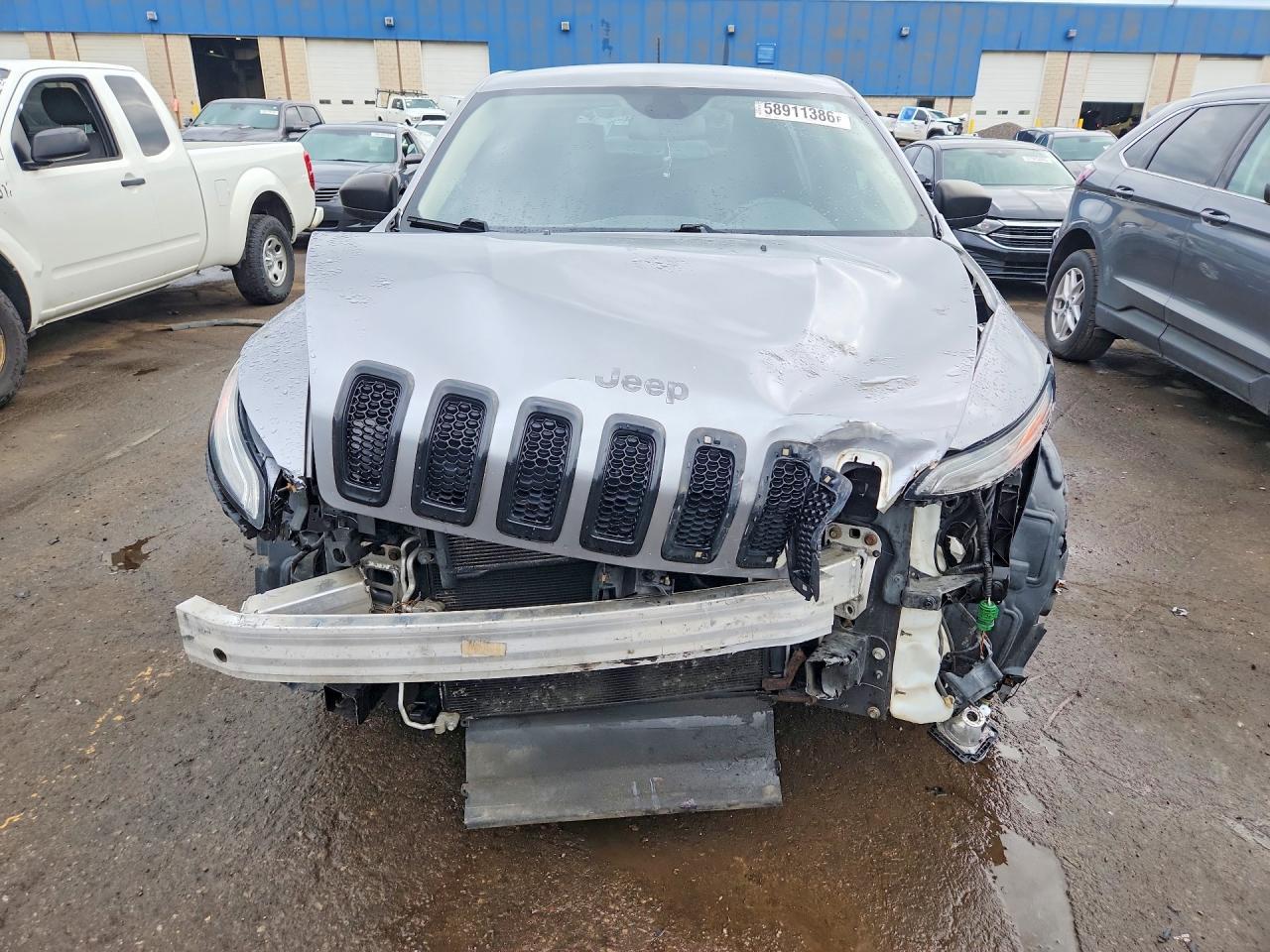 2017 Jeep Cherokee Sport - Фото 5