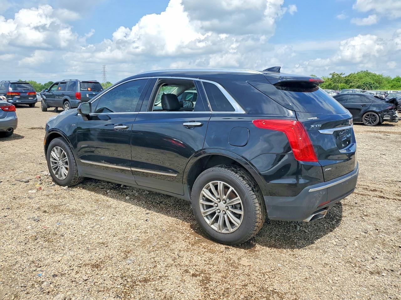 2019 Cadillac Xt5 Luxury - Фото 2