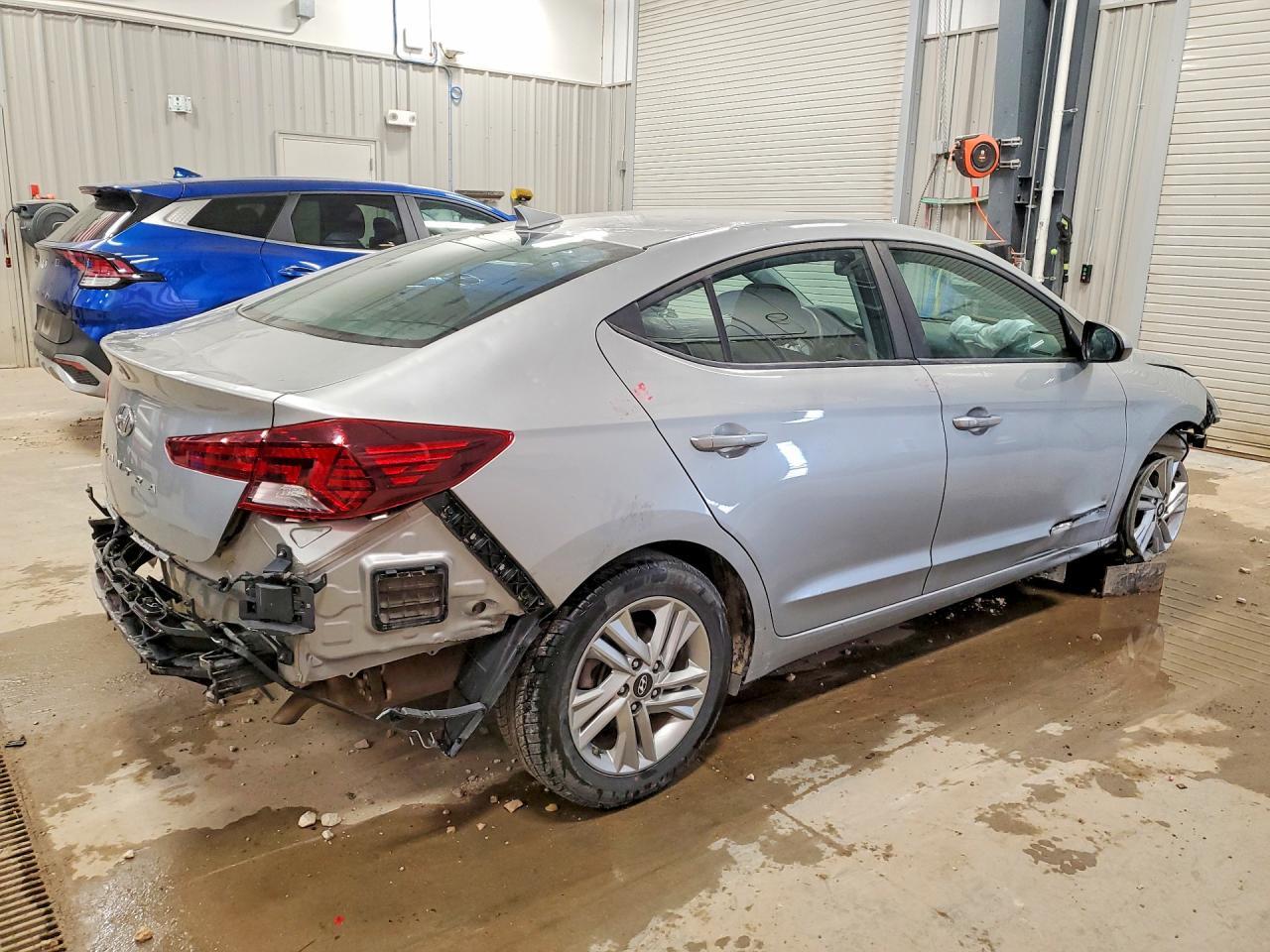 2020 Hyundai Elantra Sel - Фото 3