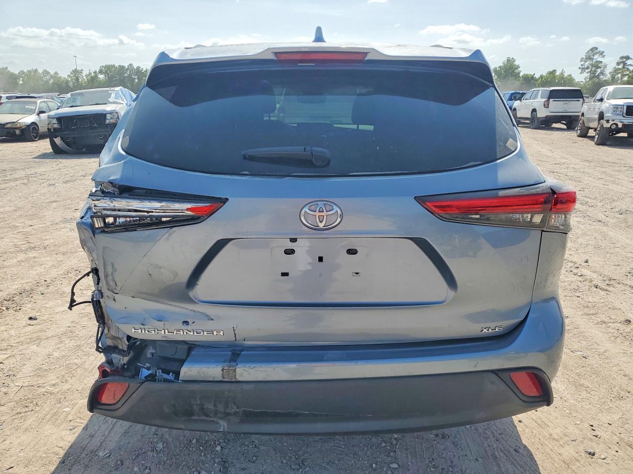 2022 Toyota Highlander Xle - Фото 6