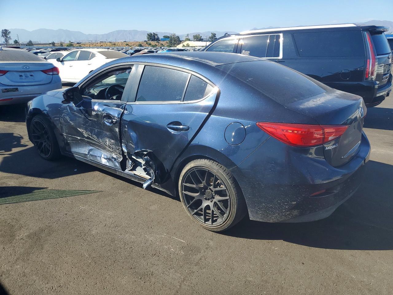 2016 Mazda 3 Sport - Фото 2