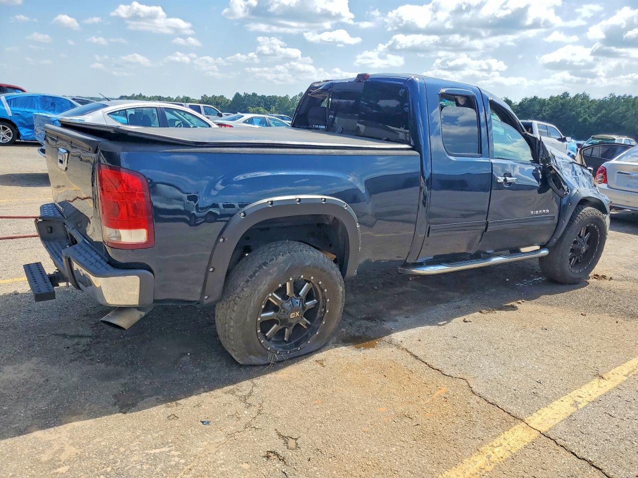 2008 GMC Sierra K1500 - Фото 3