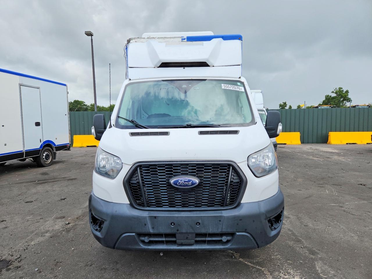 2022 Ford Transit Delivery Truck - Фото 5