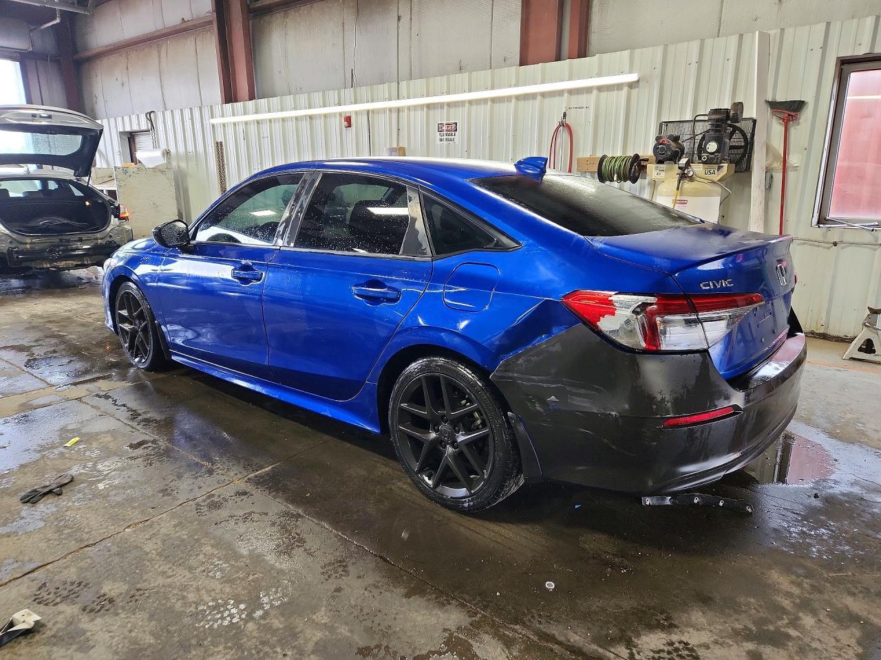 2022 Honda Civic Sport - Фото 2