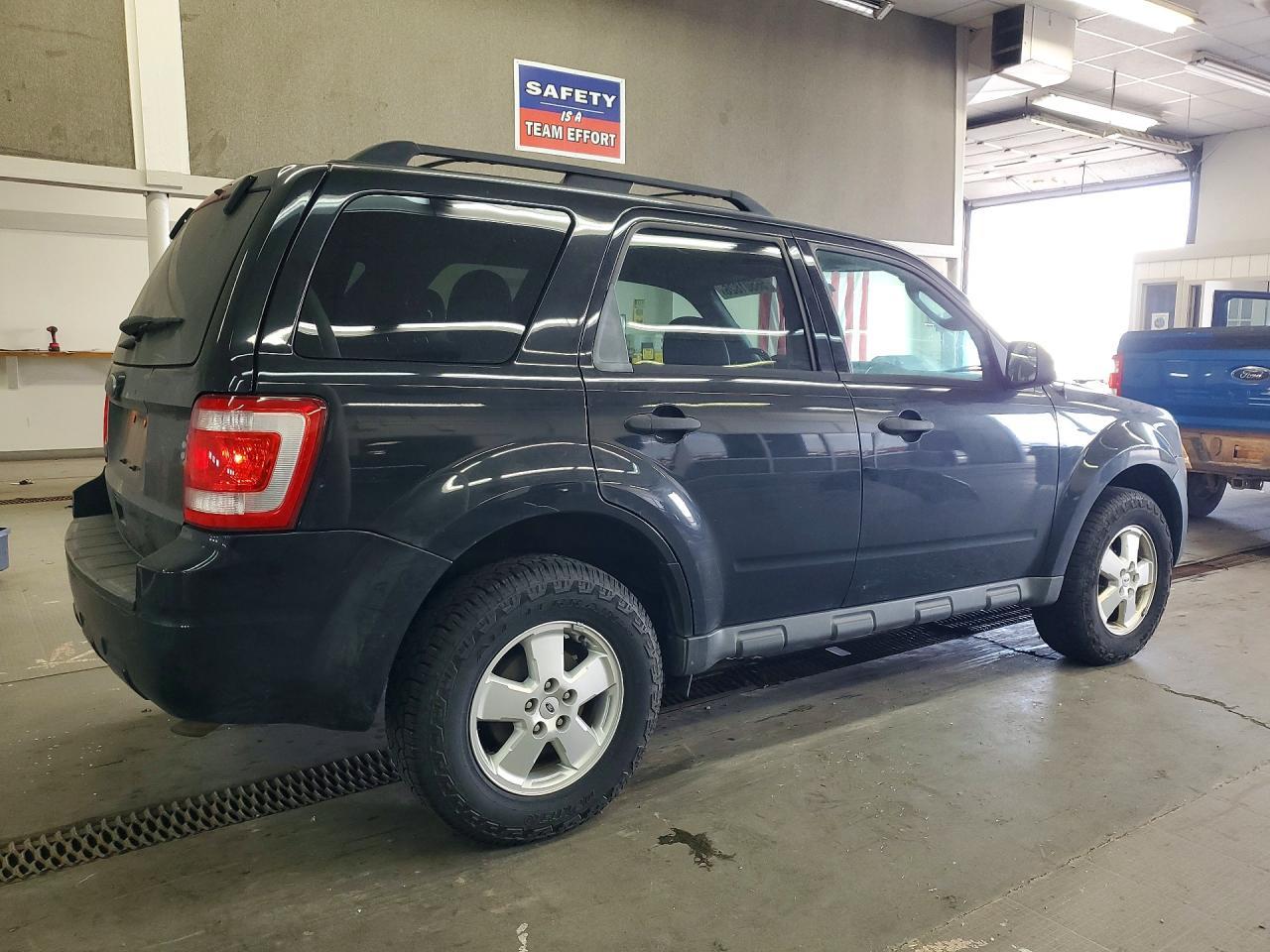 2011 Ford Escape Xlt - Фото 3
