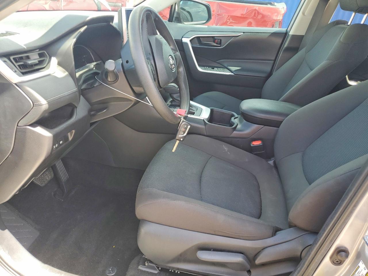 2025 Toyota Rav4 Le - Фото 7