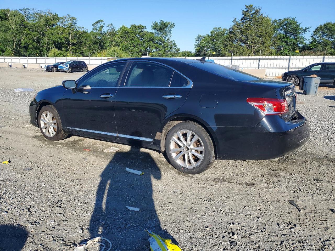 2010 Lexus Es 350 - Фото 2