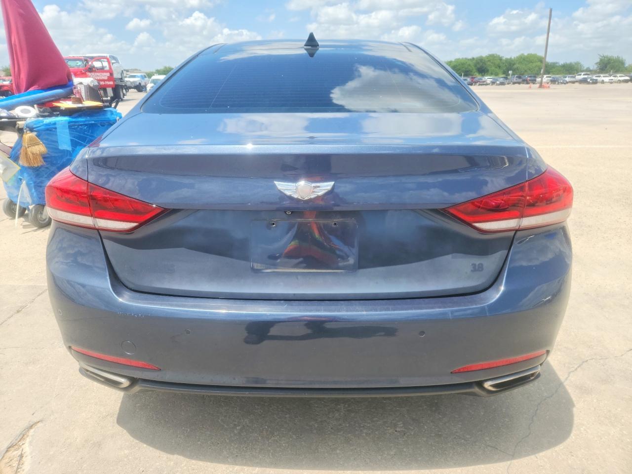 2015 Hyundai Genesis 3.8L - Фото 6