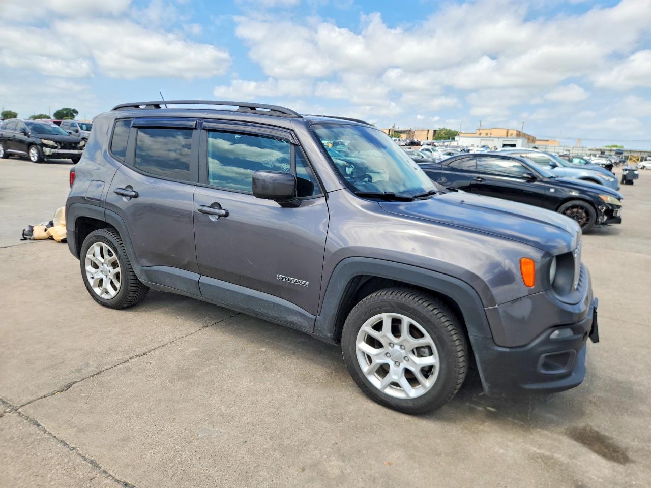 2017 Jeep Renegade Latitude - Фото 4