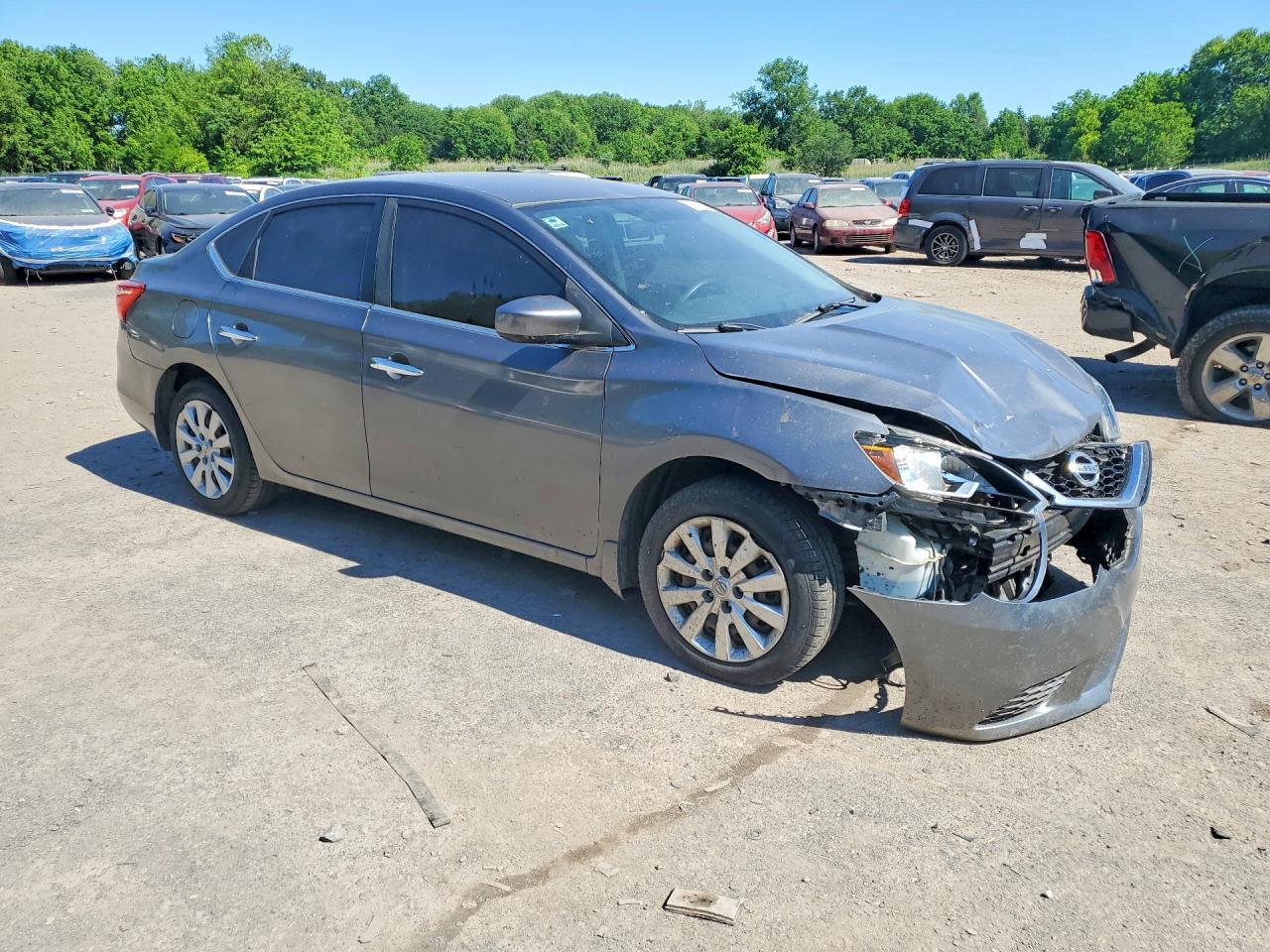 2016 Nissan Sentra S - Image 4