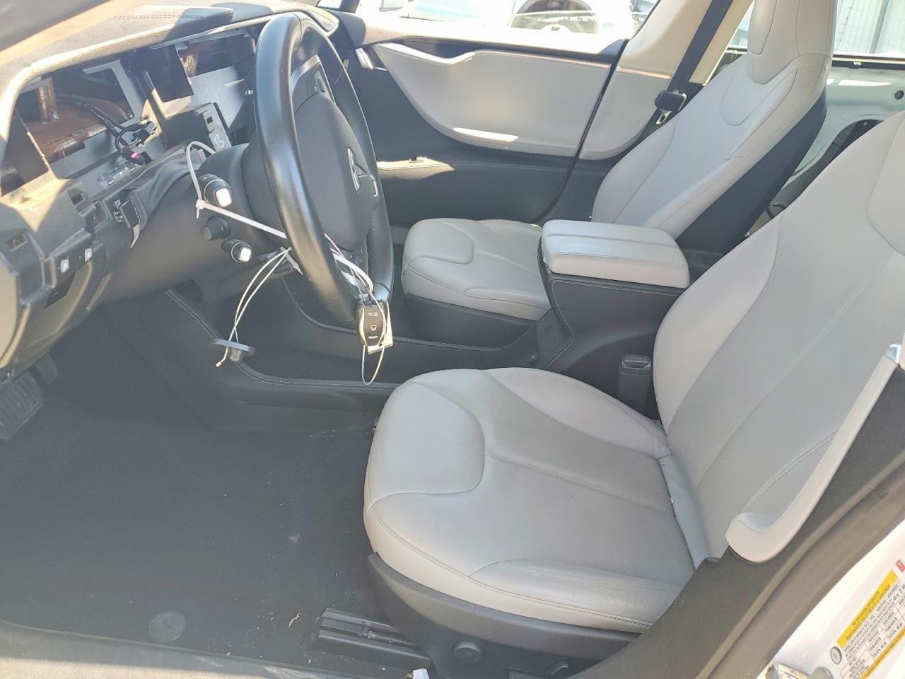 2014 Tesla Model S - Фото 7
