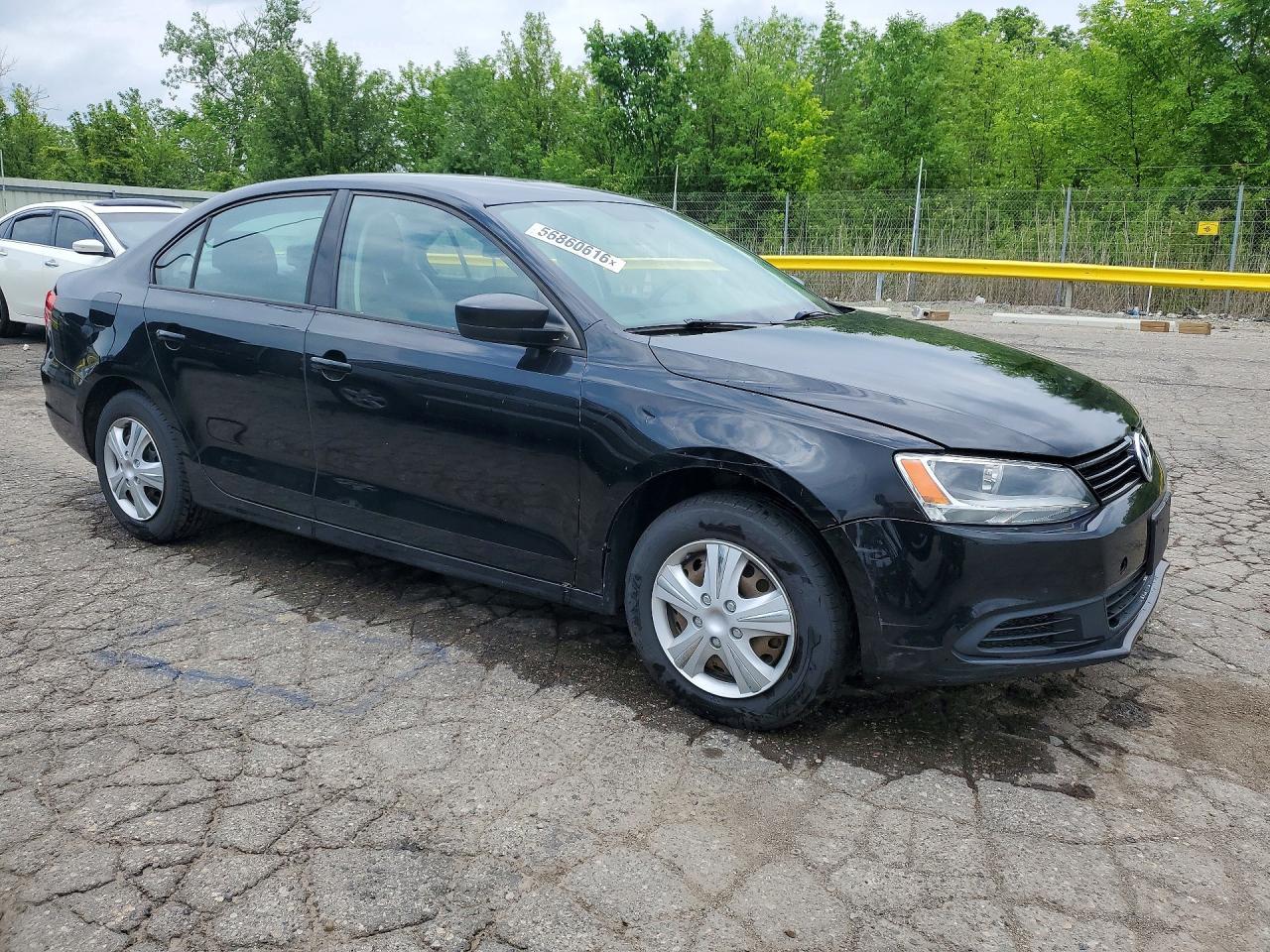 2014 Volkswagen Jetta Base - Image 4
