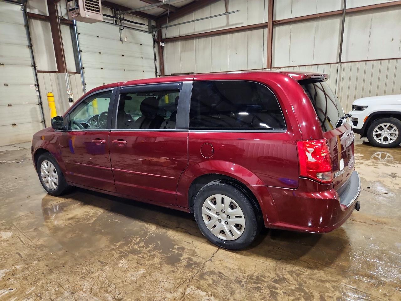 2017 Dodge Grand Caravan Se - Image 2