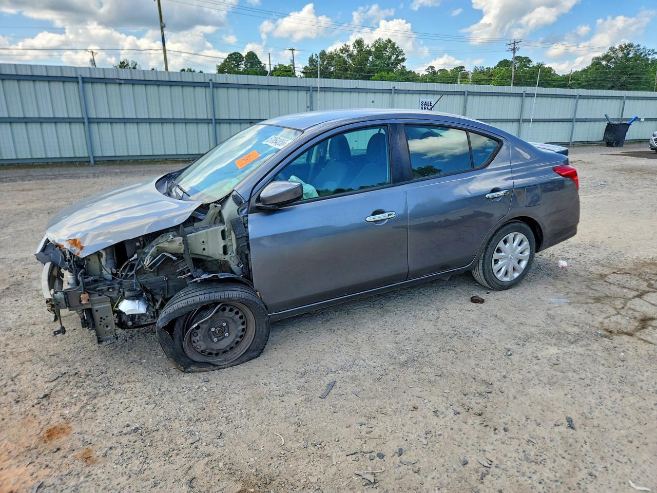 2019 Nissan Versa Sv