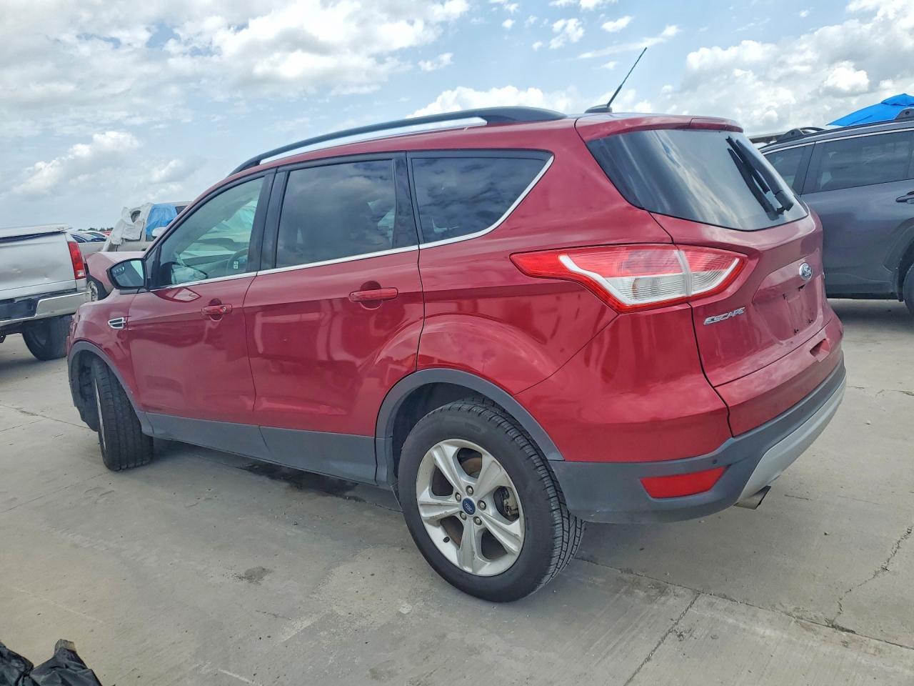 2014 Ford Escape Se - Фото 2