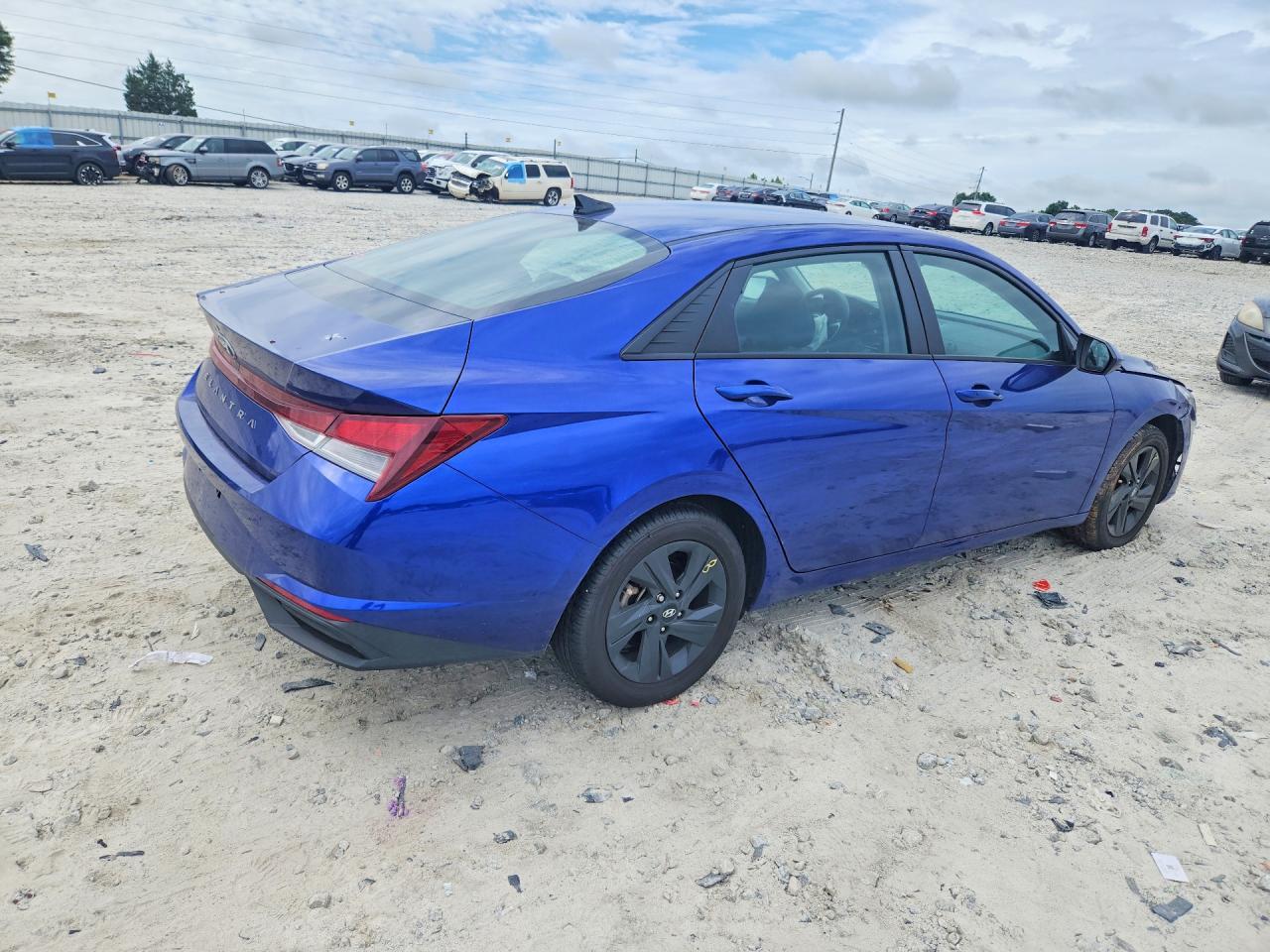 2023 Hyundai Elantra Sel - Image 3