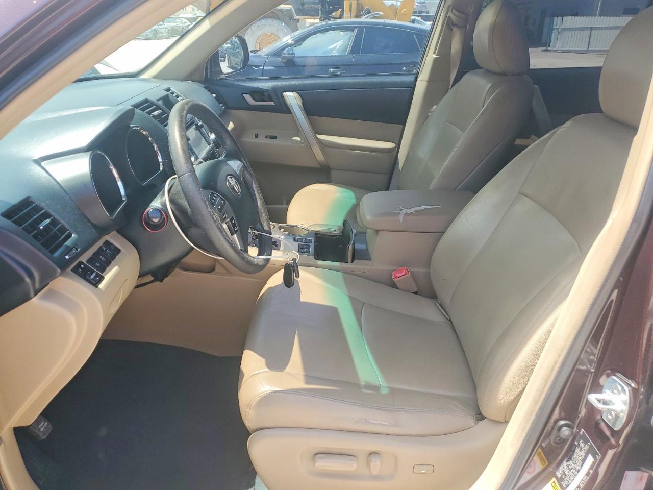 2013 Toyota Highlander Se - Фото 7