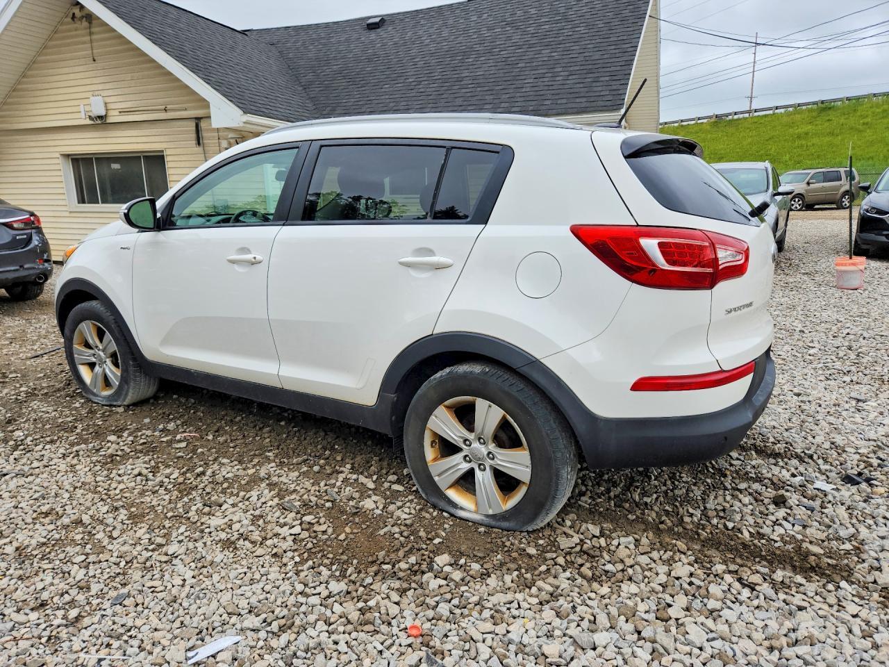 2013 Kia Sportage Lx - Image 2