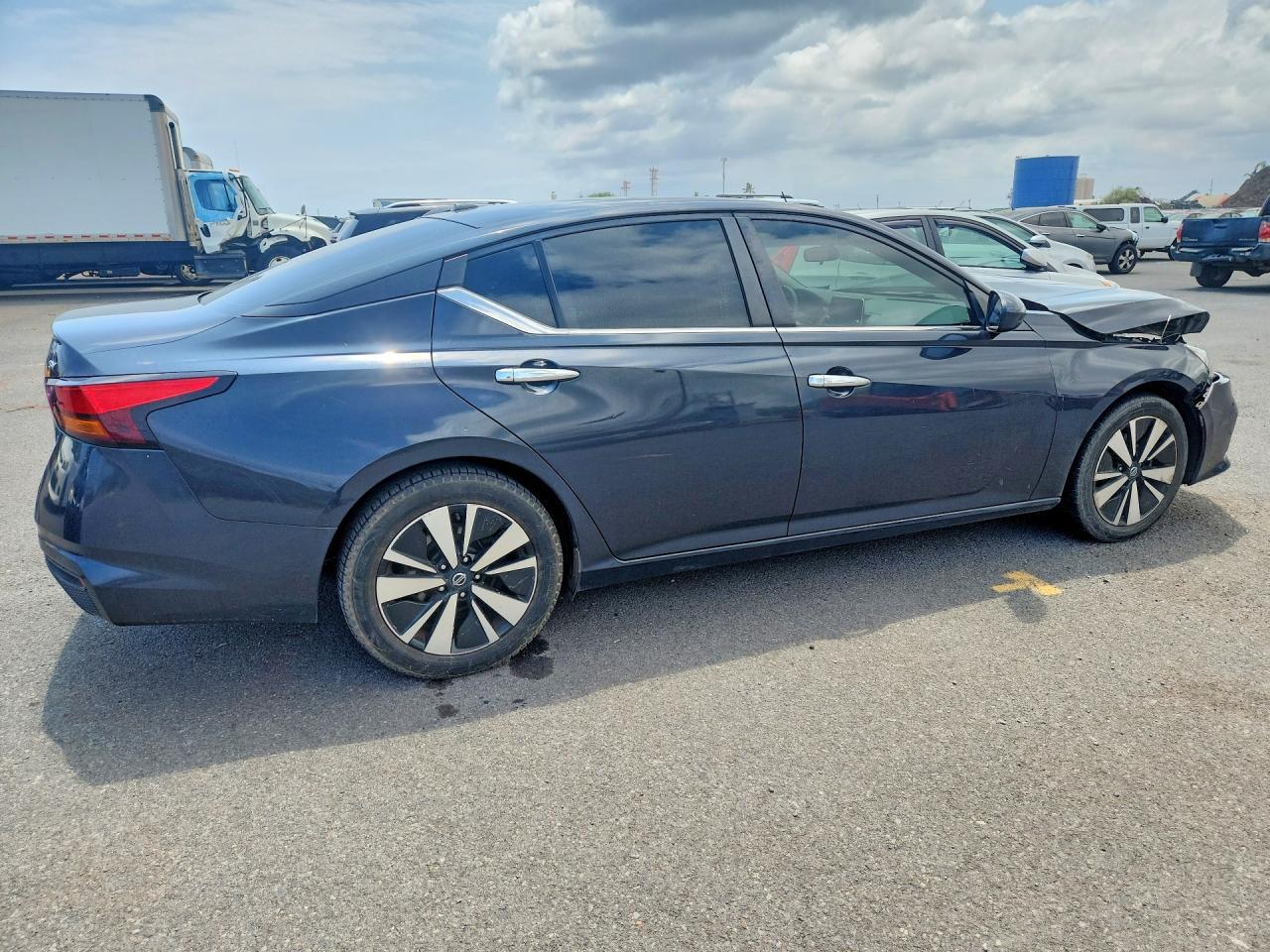 2021 Nissan Altima Sv - Фото 3