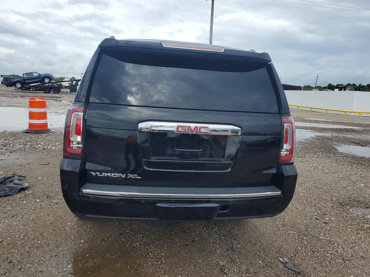 2019 GMC Yukon Xl Denali - Фото 6