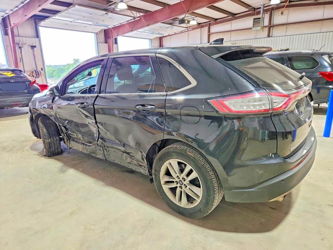 2015 Ford Edge Sel - Фото 2