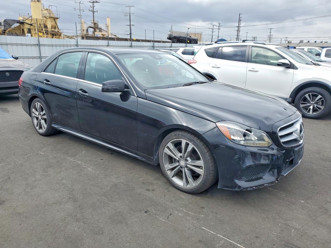 2016 Mercedes-Benz E 350 4Matic - Image 4