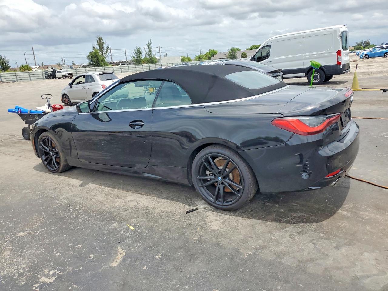 2024 BMW 430Xi - Image 2