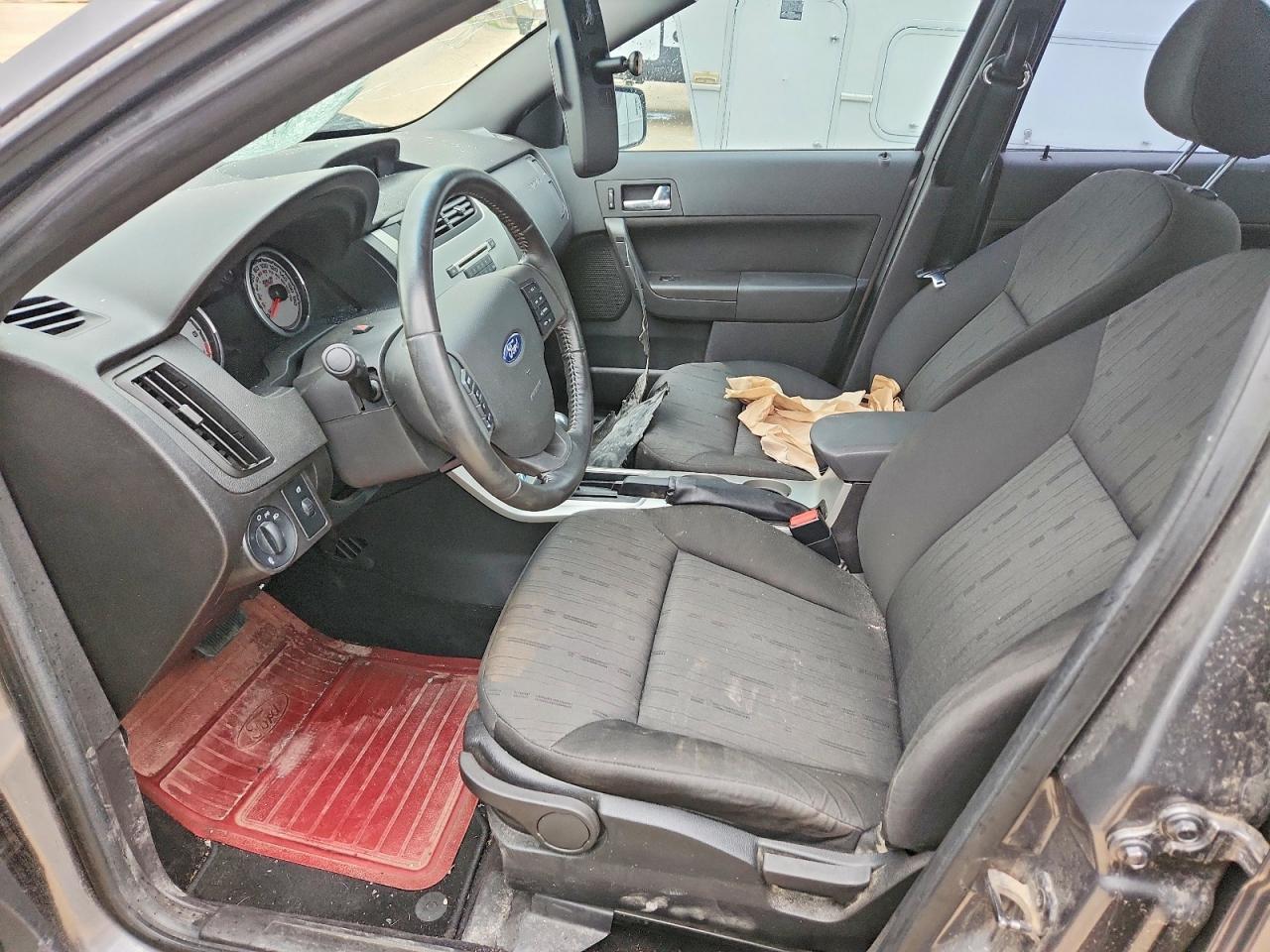 2010 Ford Focus Se - Фото 7