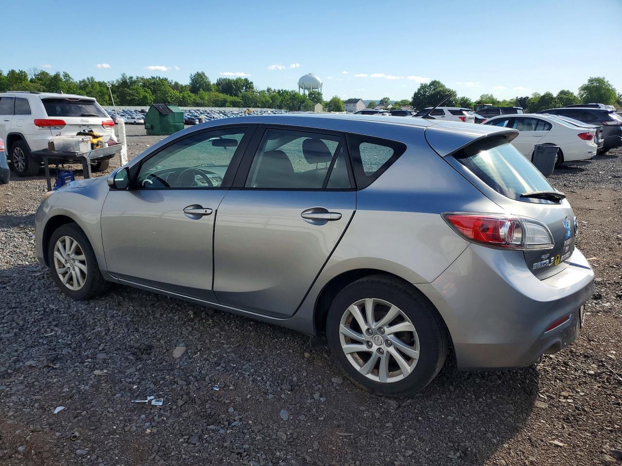 2012 Mazda 3 I - Image 2