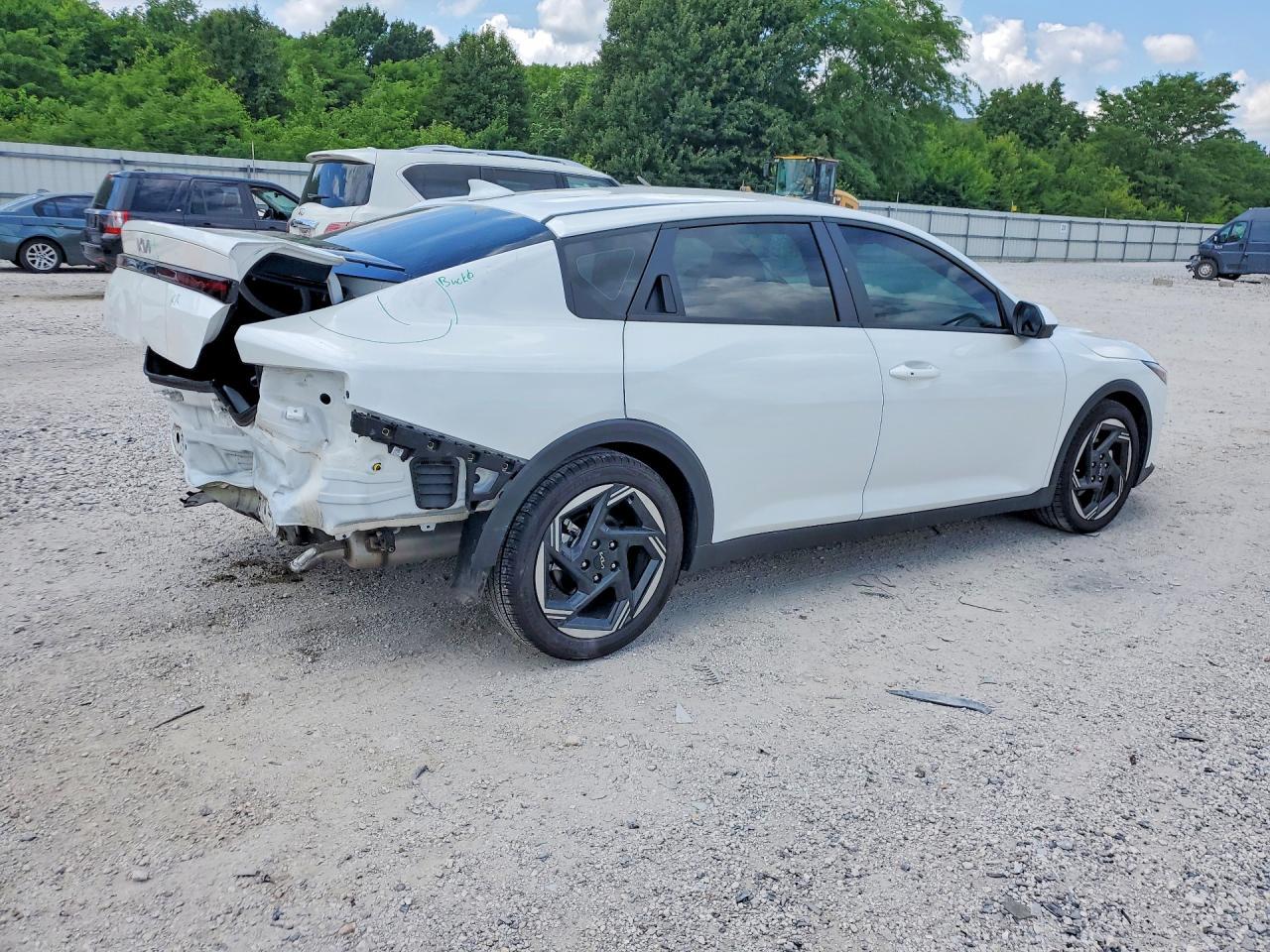2025 Kia K4 Ex - Фото 3