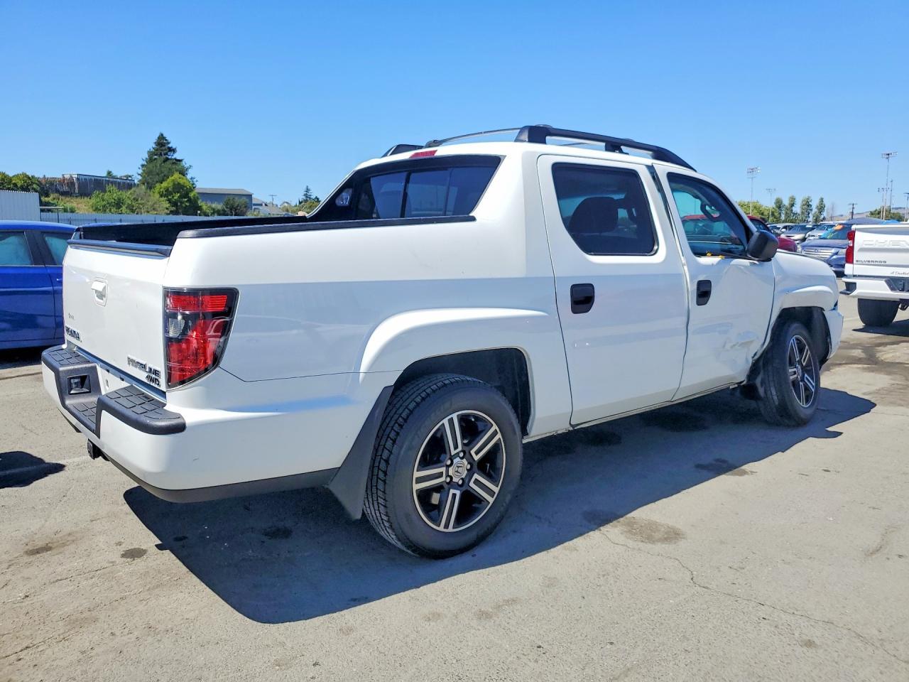 2013 Honda Ridgeline - Image 3