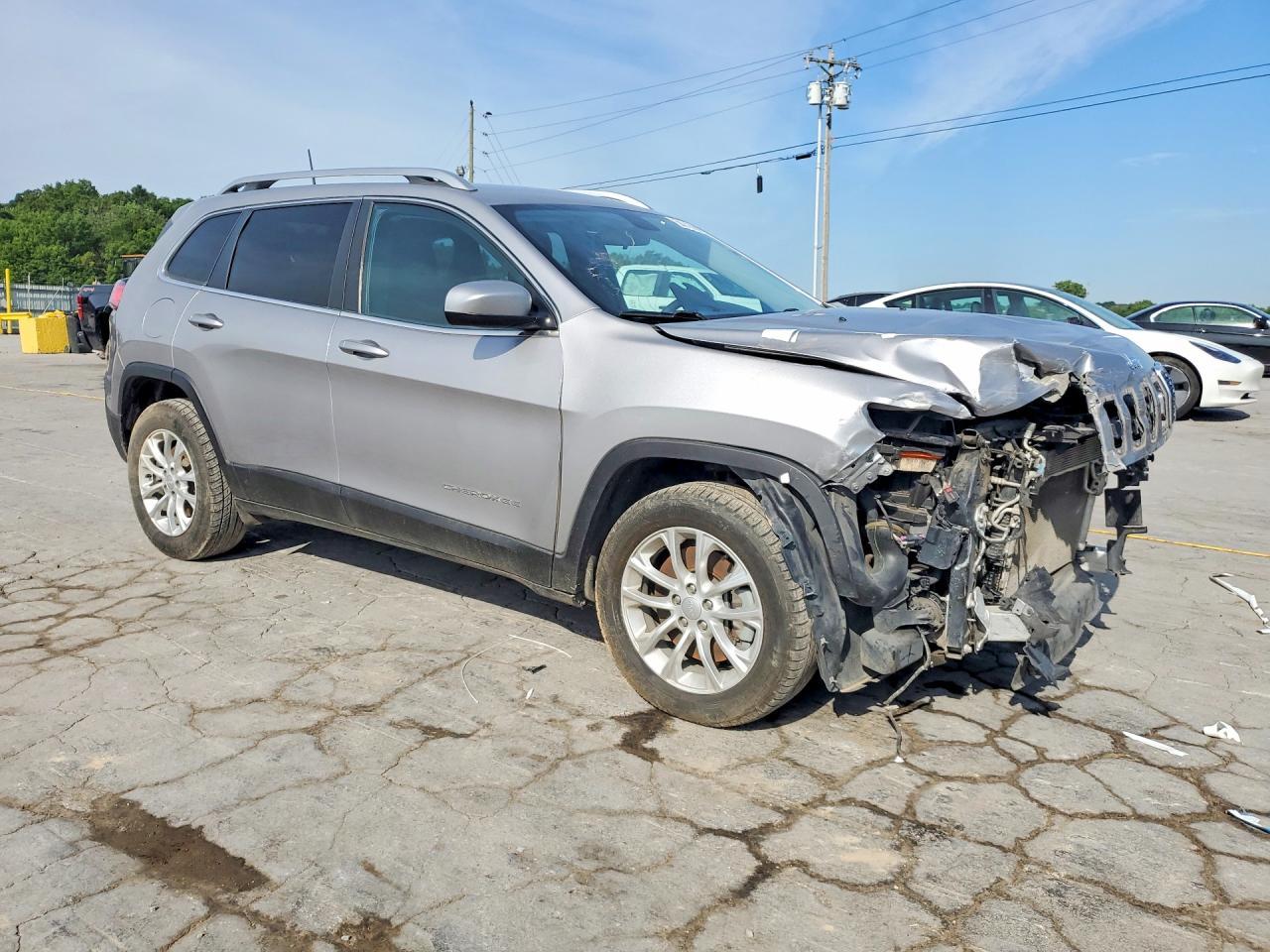 2019 Jeep Cherokee Latitude - Фото 4