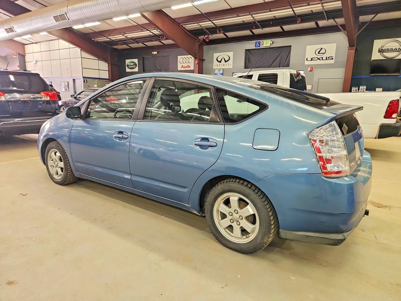 2007 Toyota Prius Base - Image 2