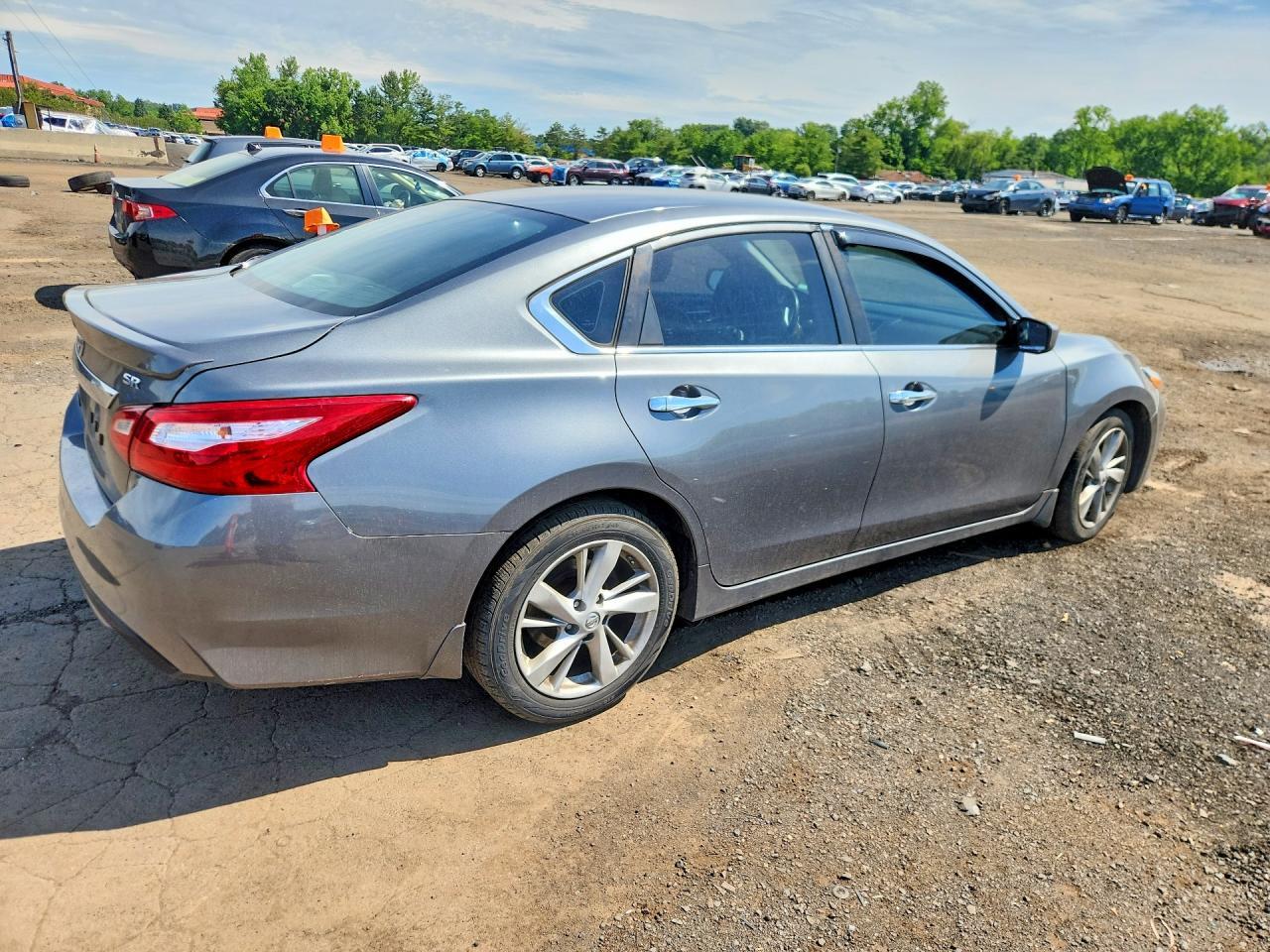 2016 Nissan Altima 2.5 Sr - Фото 3