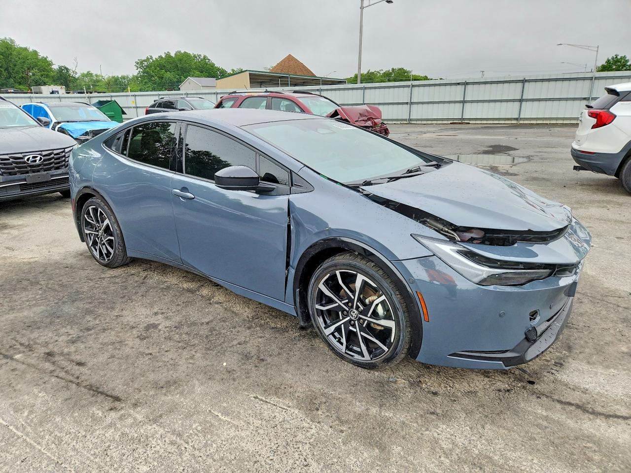 2024 Toyota Prius Prime Xse Premium - Image 4