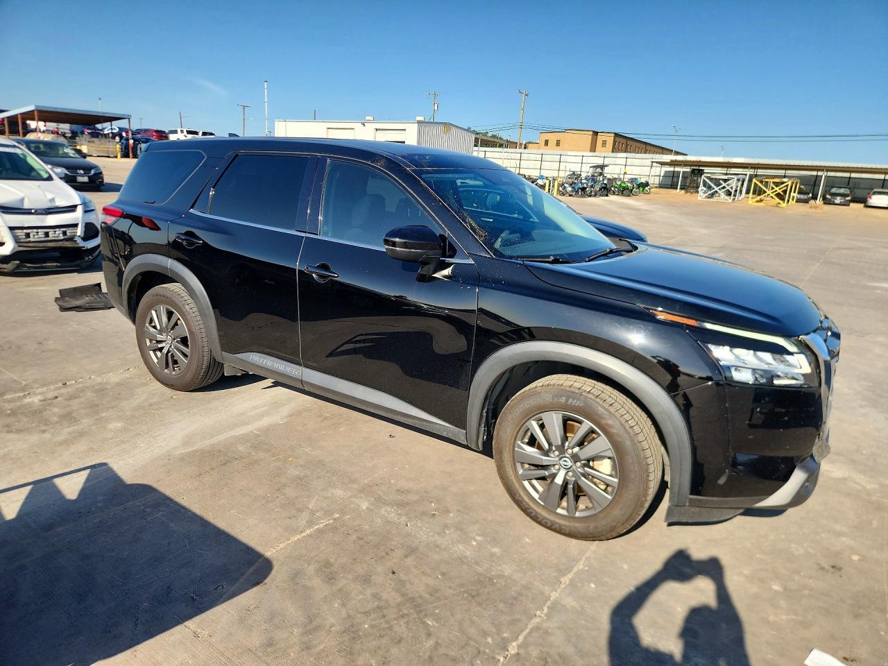 2022 Nissan Pathfinder S - Фото 4