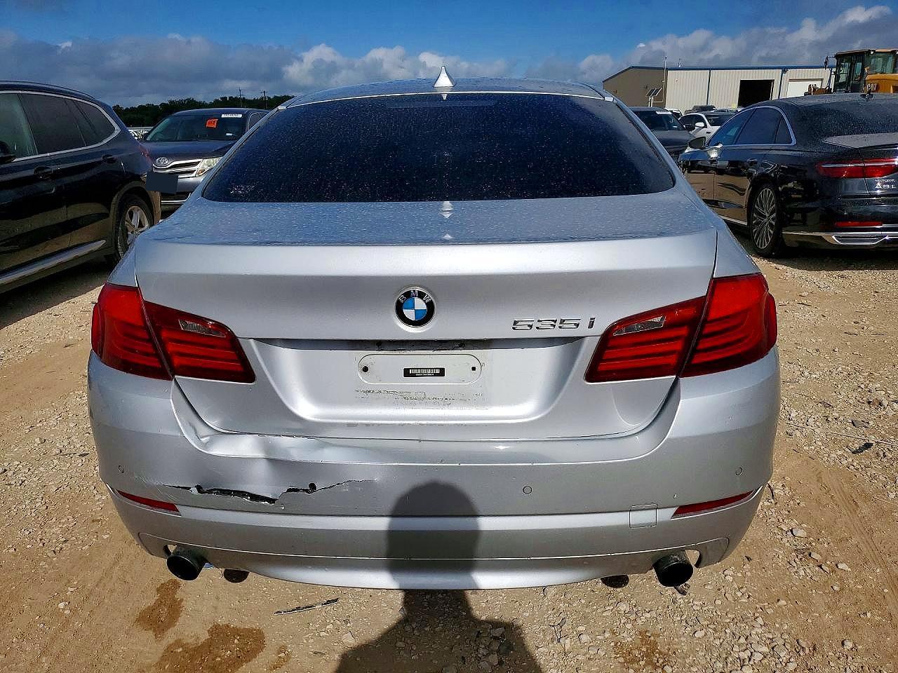 2011 BMW 535 I - Фото 6