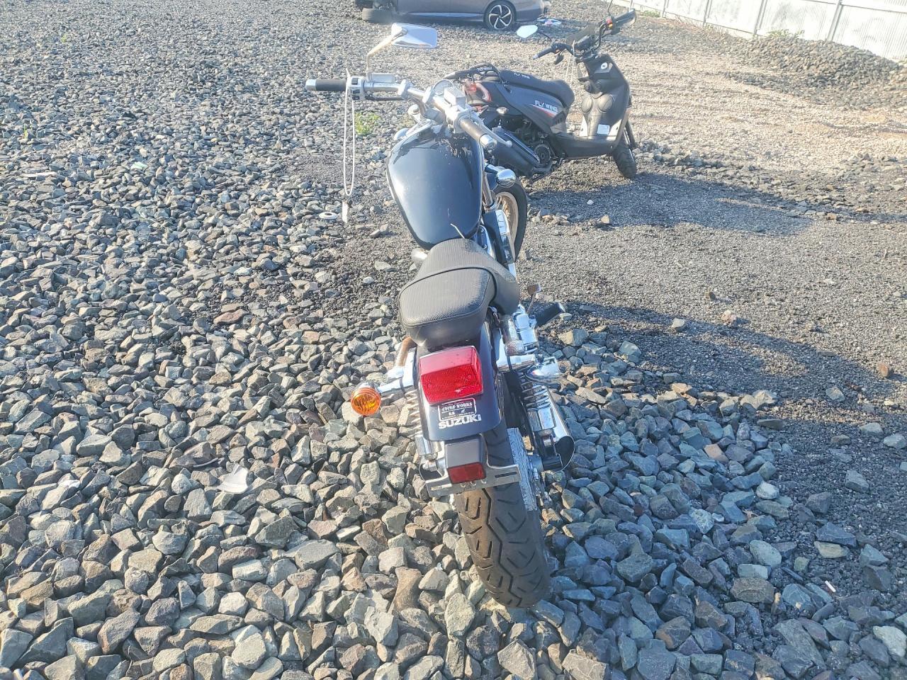 2007 Suzuki Vs800 - Image 4