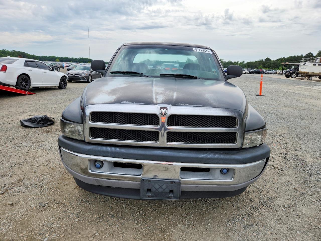 2001 Dodge Ram 1500 - Image 5