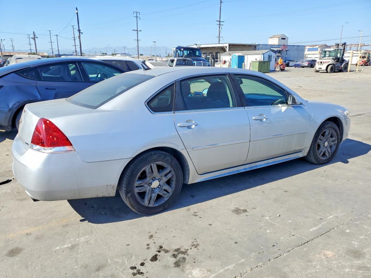 2016 Chevrolet Impala Limited Lt - Image 3