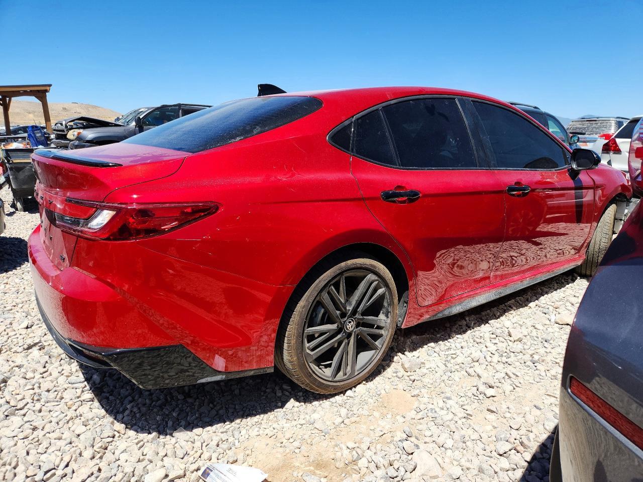 2026 Toyota Camry Nightshade - Фото 3