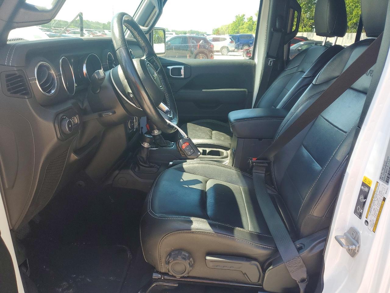 2021 Jeep Wrangler Unlimited Sahara - Image 7